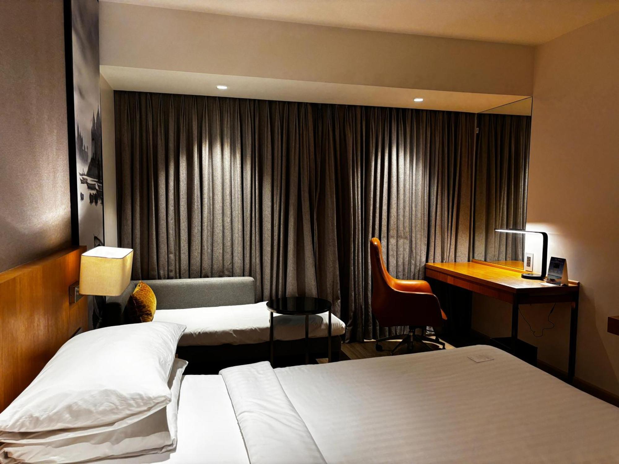 Courtyard By Marriott Nashik Hotel Exterior photo